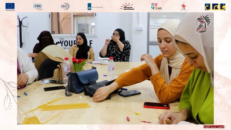 تقرير: دورة تدريبية لفائدة نساء الواحات بولاية قفصة في فن الخطابة و المهارات الحياتية