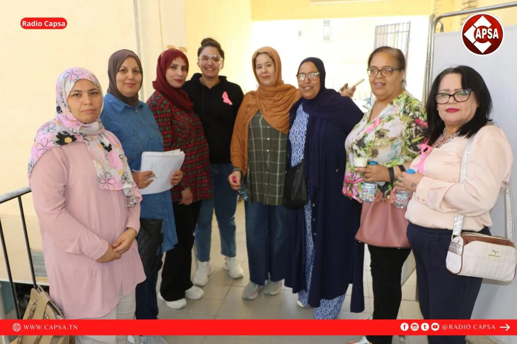 صور: يوم توعوي حول التقصي المبكر لسرطان الثدي بالمستشفى الجامعي الحسين بوزيان بڨفصة
