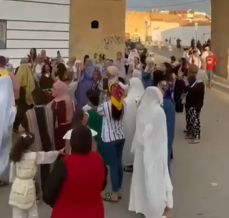 من خيوط اللباس التقليدي إلى إيقاعات المحفل القفصي